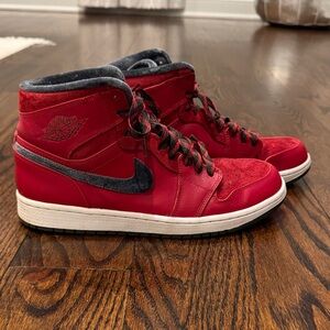 Air Jordan 1 Retro Hi Premier Red Gucci 2013 Men’s size 10- great condition!